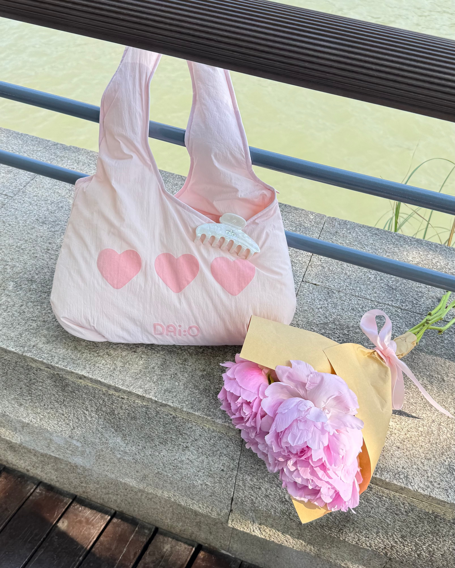 Daily Pillow Bag in Happy Pink - Special Edition